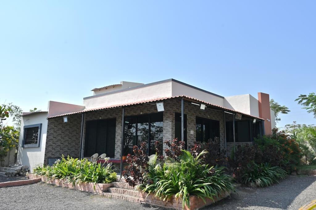 Apna Farmhouse - Private Villa With Pool & Play Area - Near Fort -15 Min To Ellora Caves Daulatabad 外观 照片